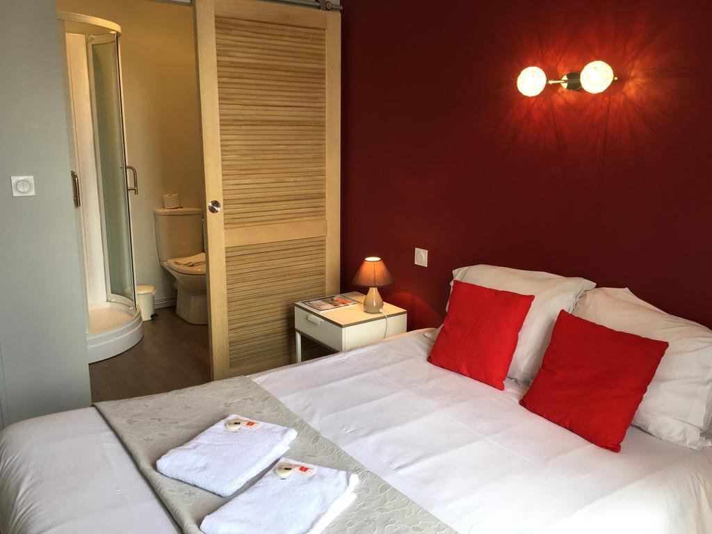 Cafe Hotel Du Theatre Dinan Ngoại thất bức ảnh
